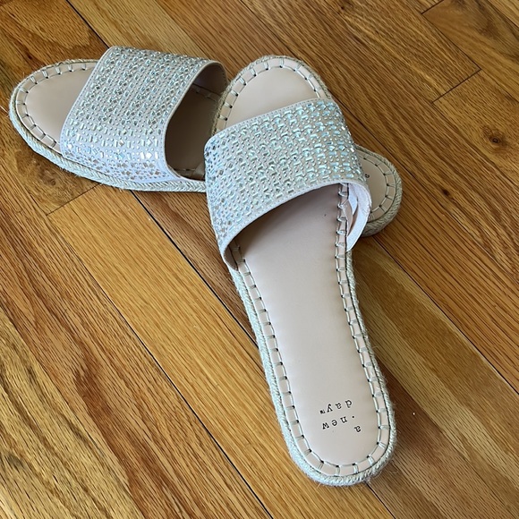 Target’s “A New Day” Sandals - Picture 3 of 4